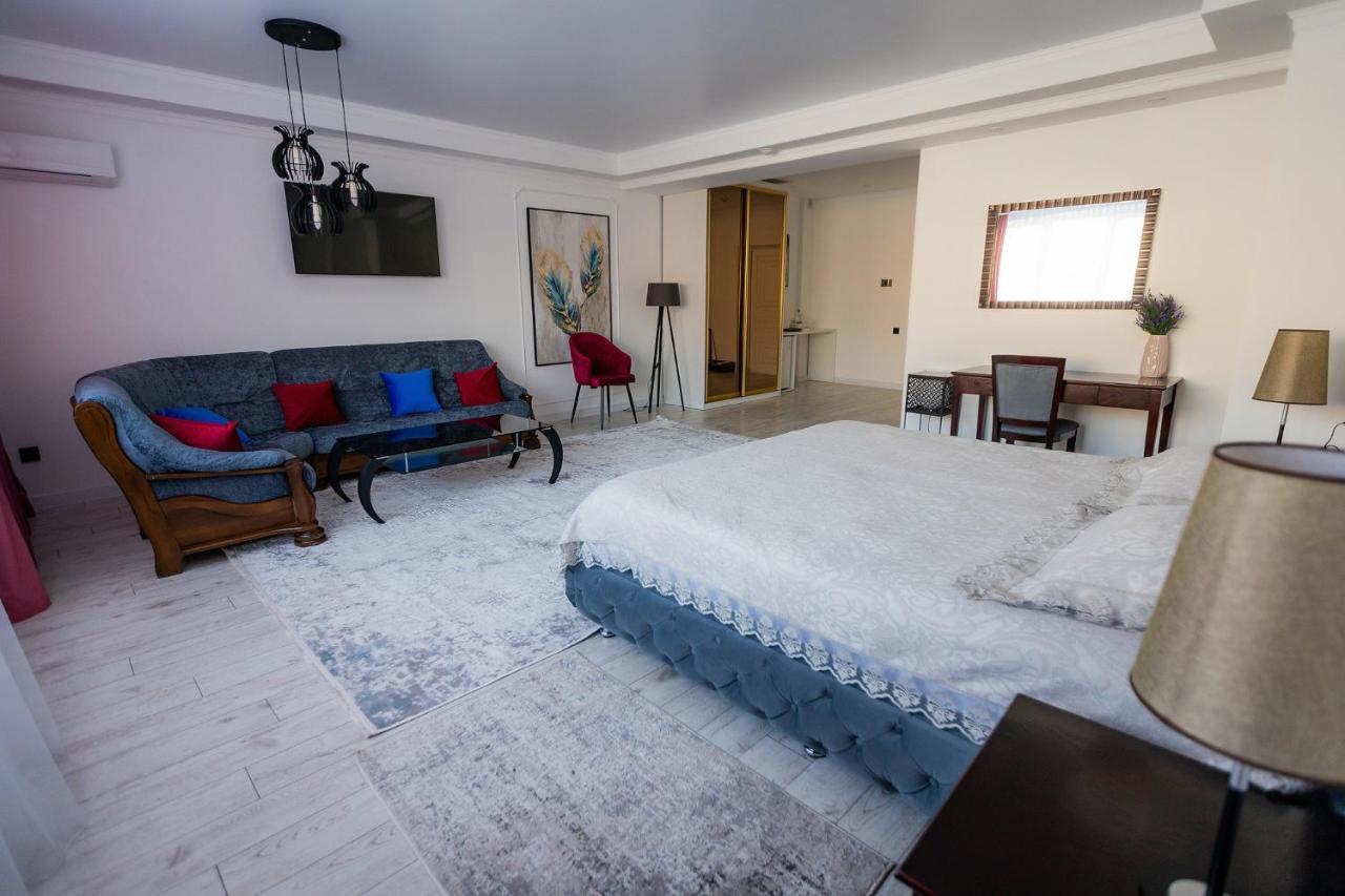 Metelitsa Hotel Karagandy Extérieur photo