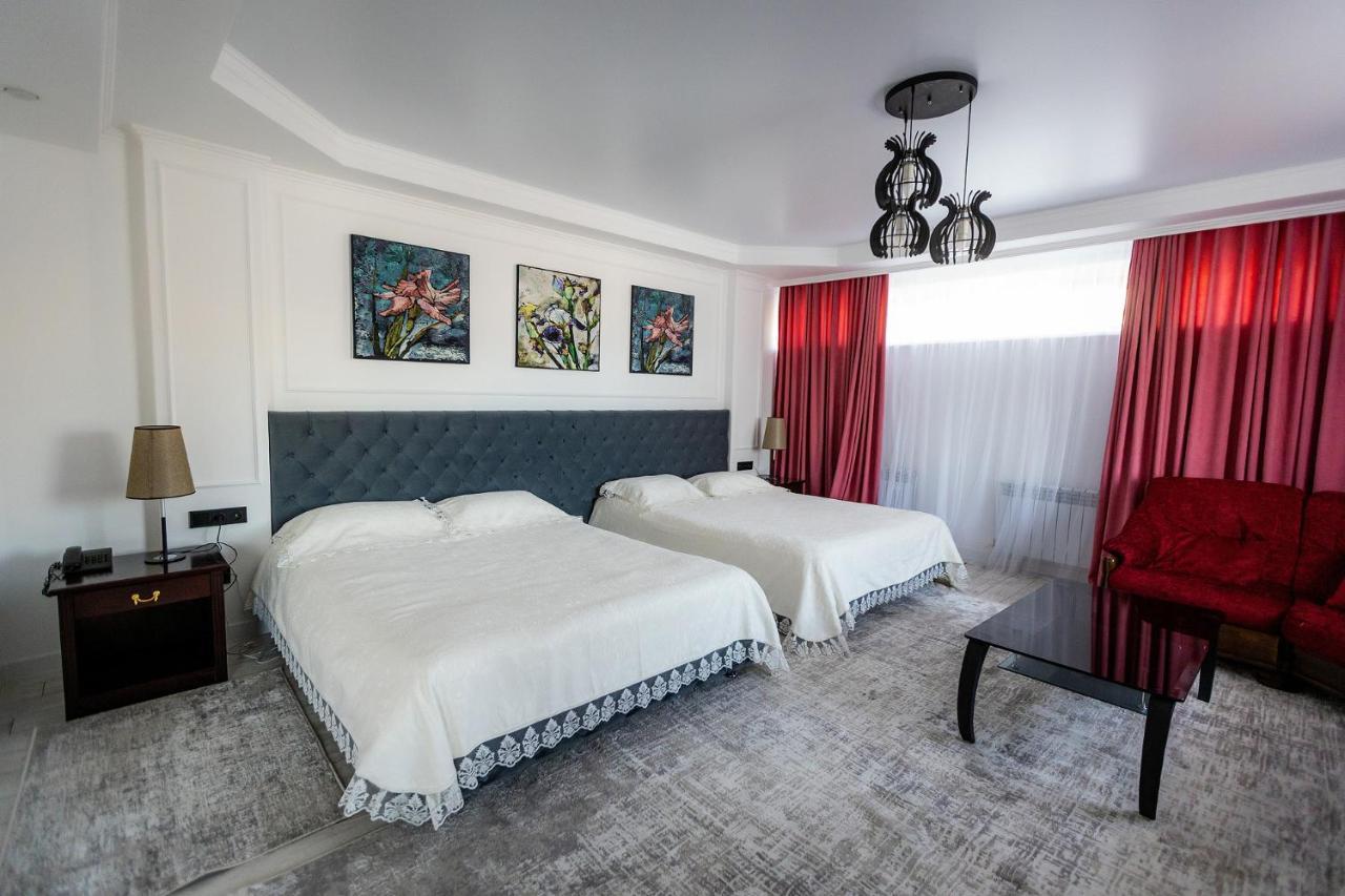 Metelitsa Hotel Karagandy Extérieur photo