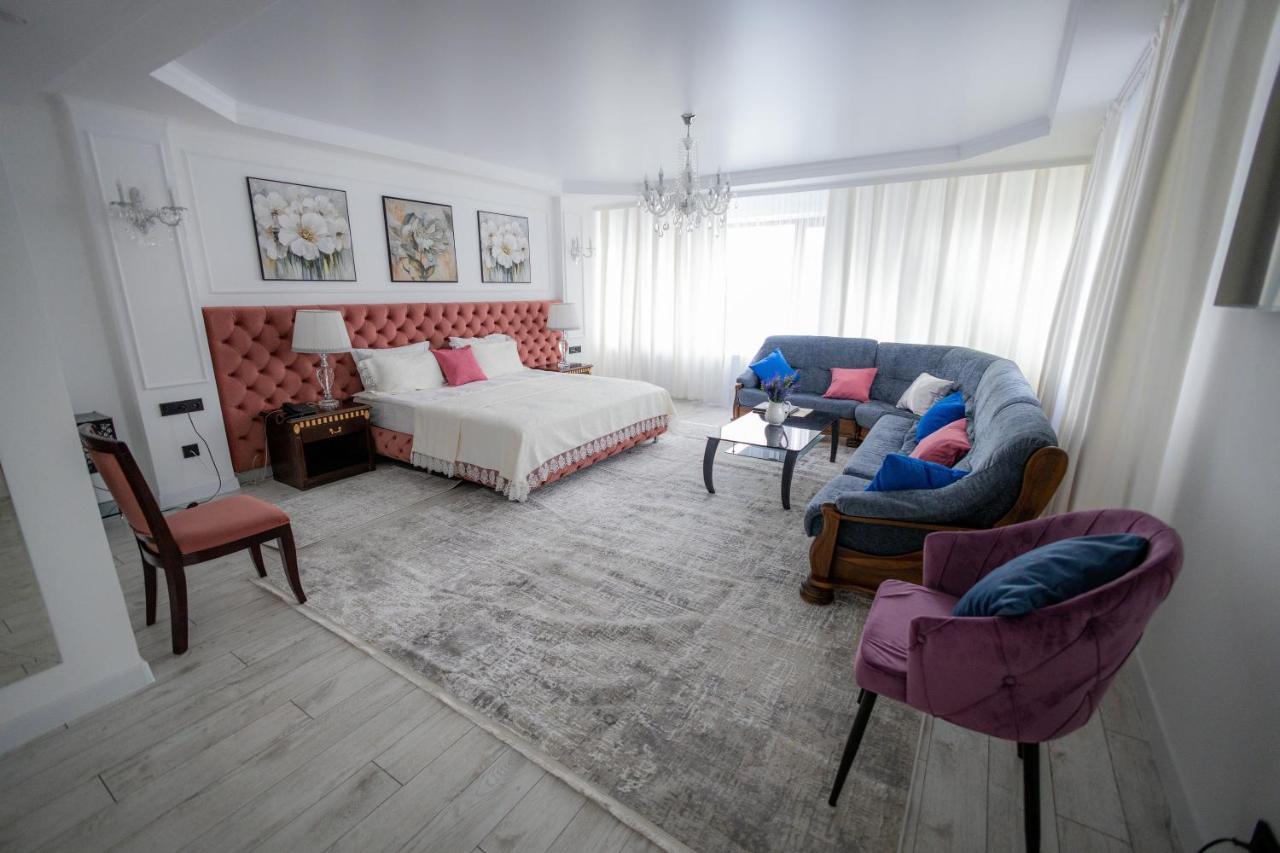Metelitsa Hotel Karagandy Extérieur photo