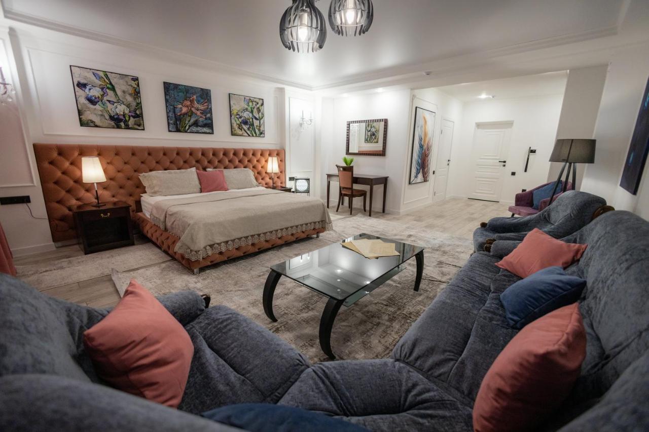 Metelitsa Hotel Karagandy Extérieur photo