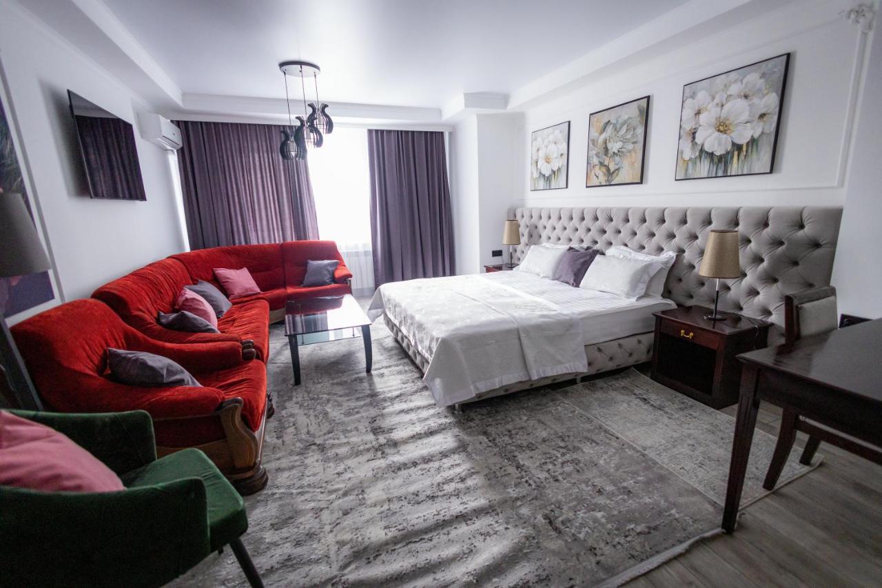 Metelitsa Hotel Karagandy Extérieur photo