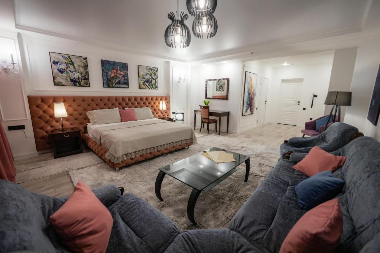 Metelitsa Hotel Karagandy Extérieur photo
