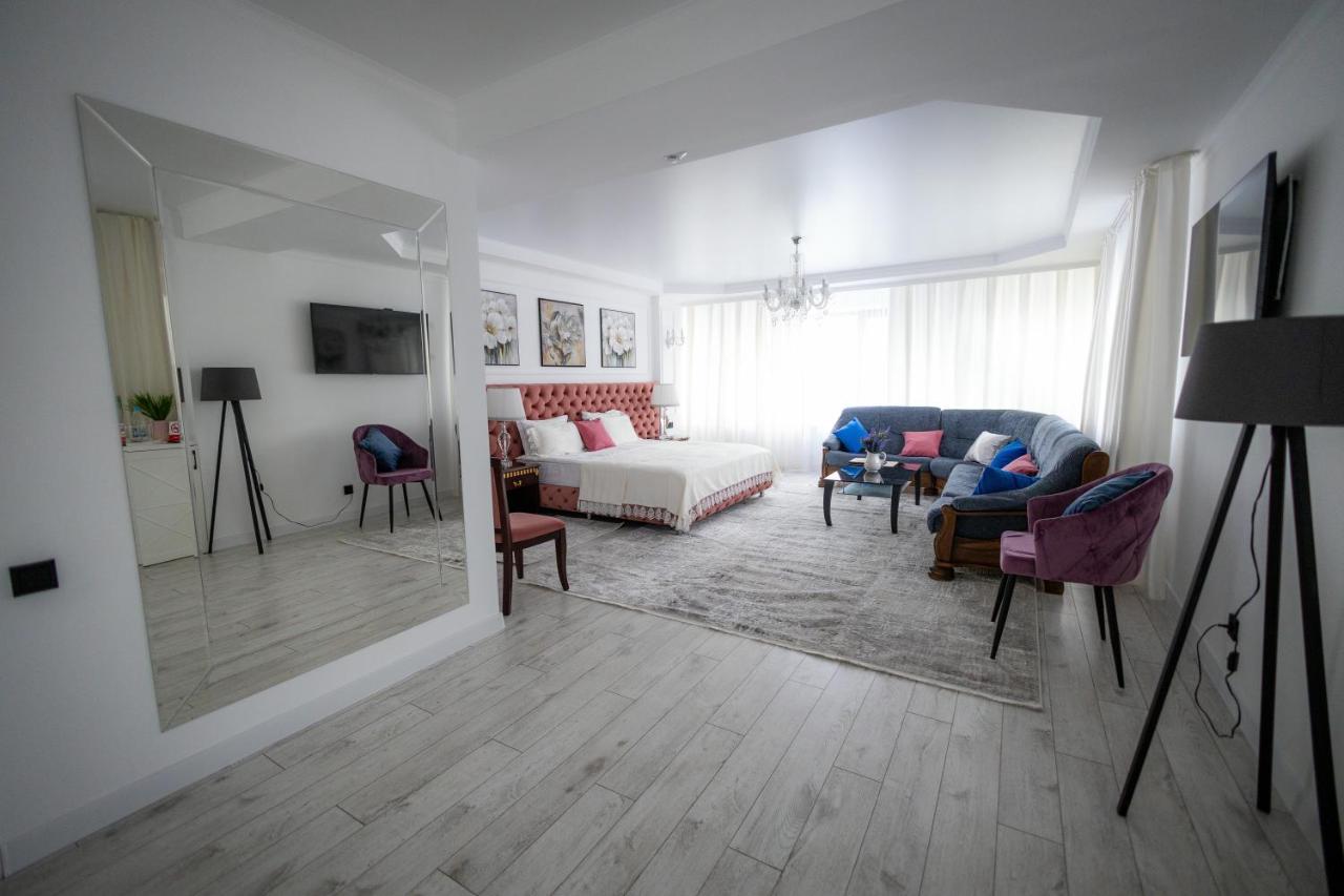 Metelitsa Hotel Karagandy Extérieur photo