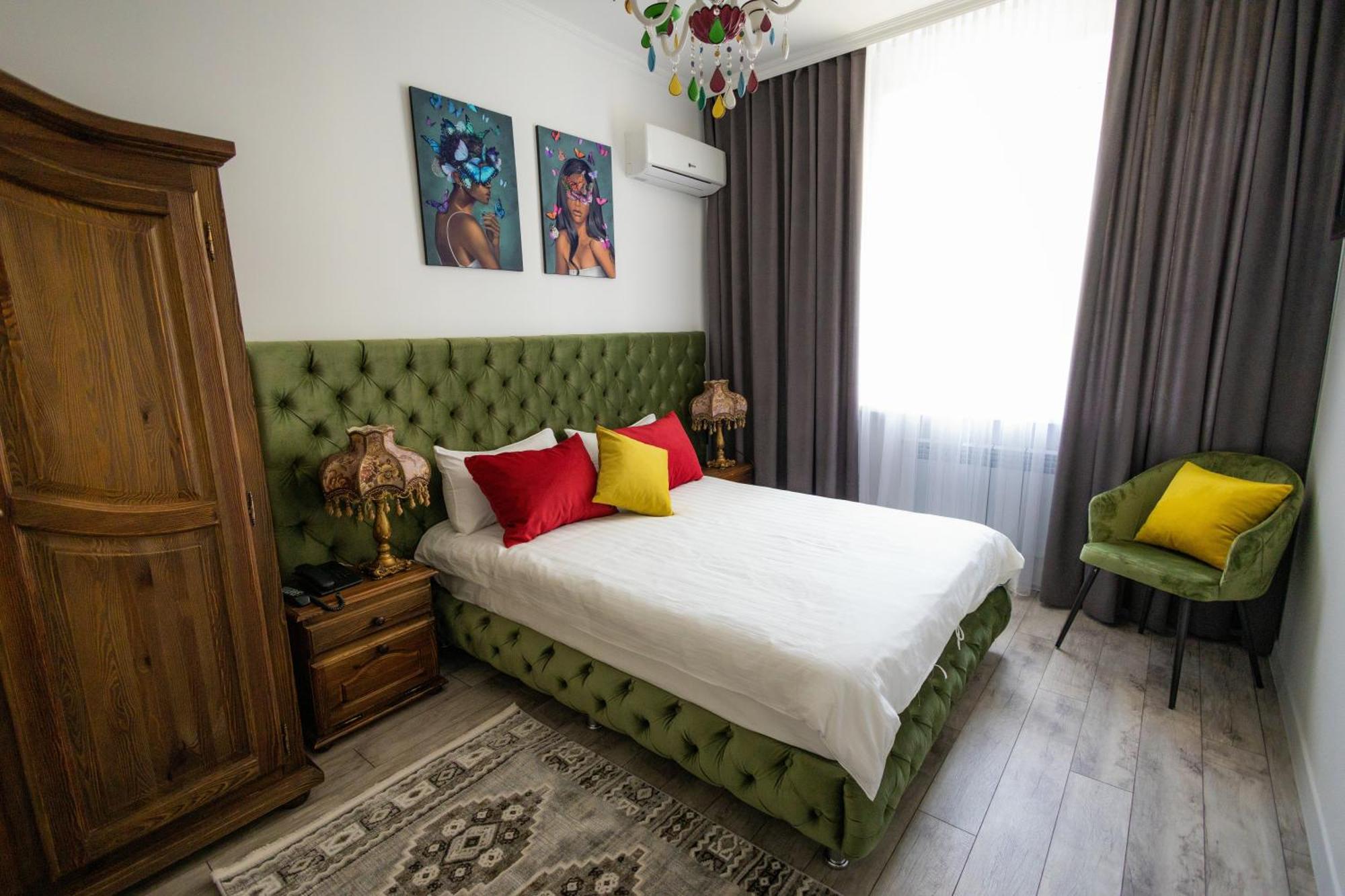 Metelitsa Hotel Karagandy Extérieur photo
