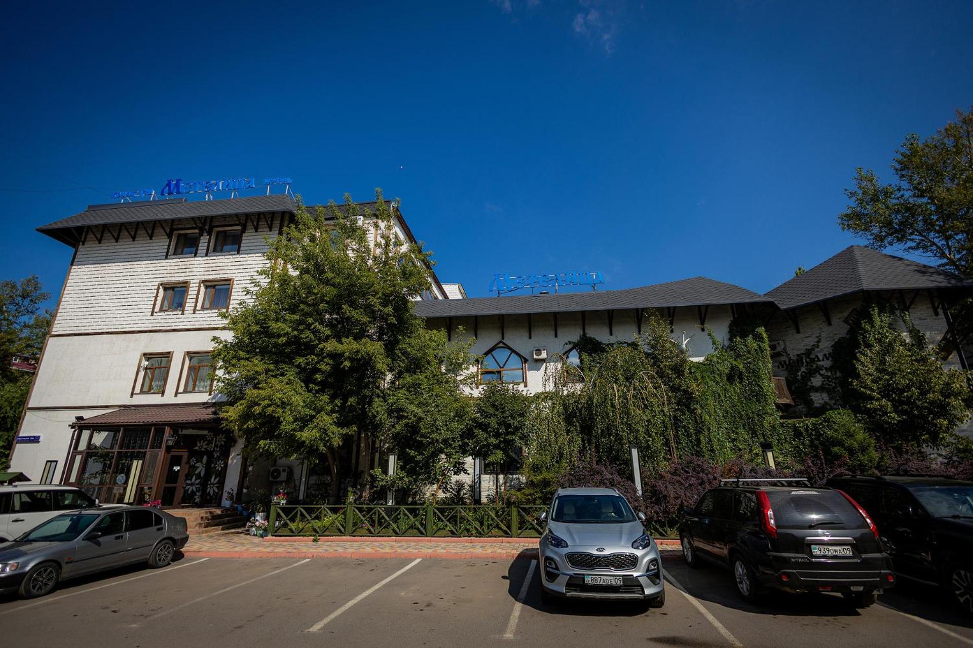 Metelitsa Hotel Karagandy Extérieur photo